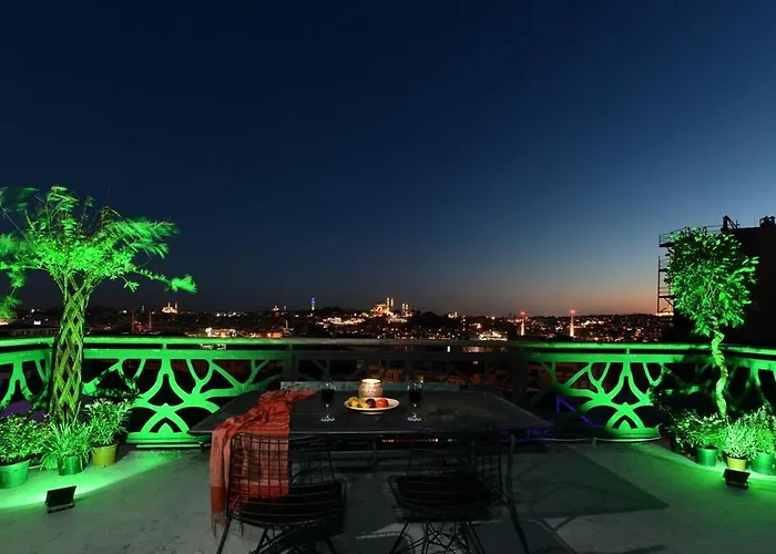 2br Unique Terrace 2 Ac In Beyoglu Galata * Estambul