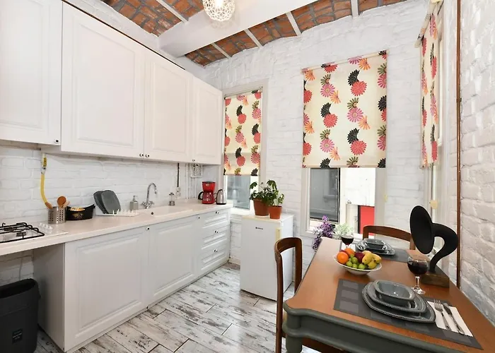 Apartamento 2br Unique Terrace 2 Ac In Beyoglu Galata Estambul